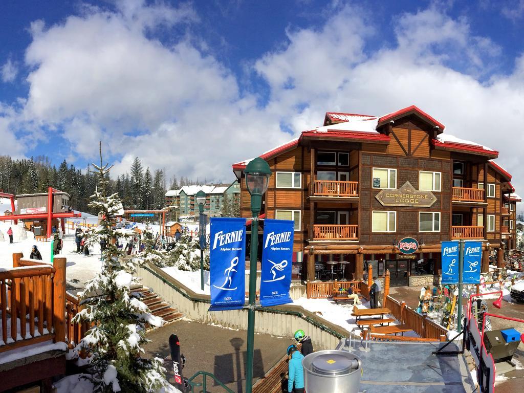 Cornerstone Lodge By Park Vacation Management Fernie Exterior foto
