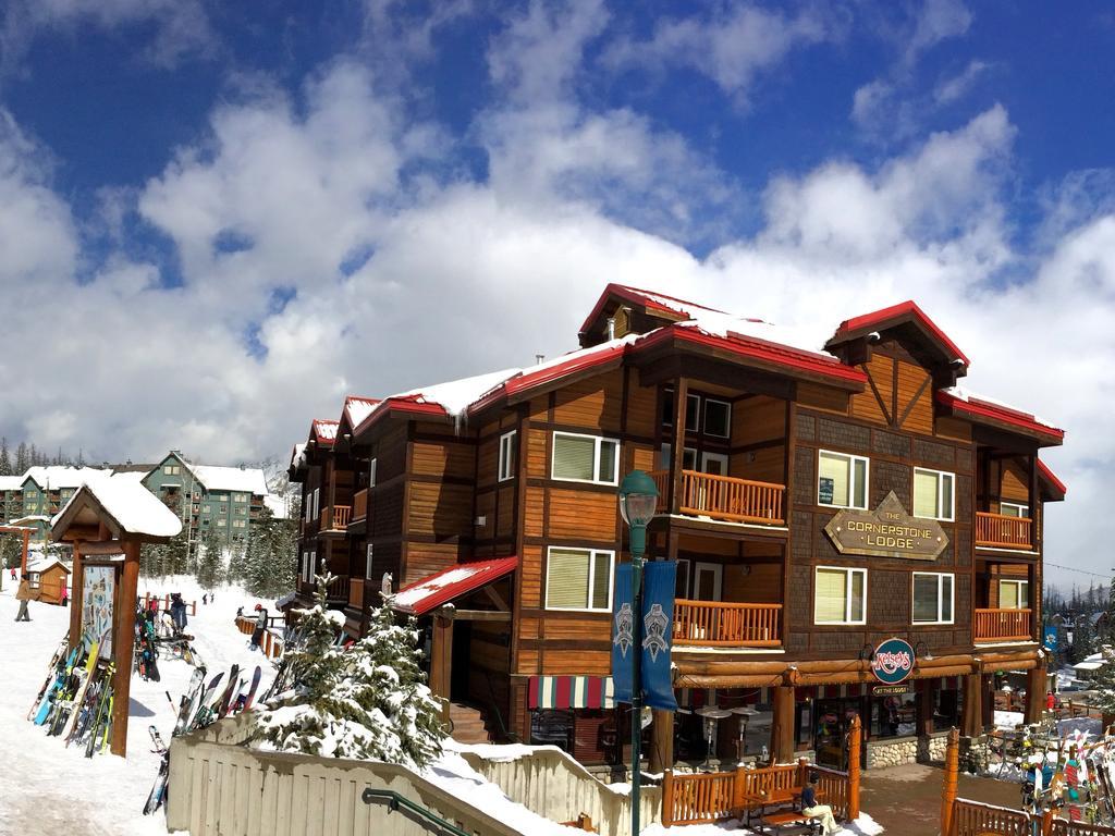 Cornerstone Lodge By Park Vacation Management Fernie Exterior foto