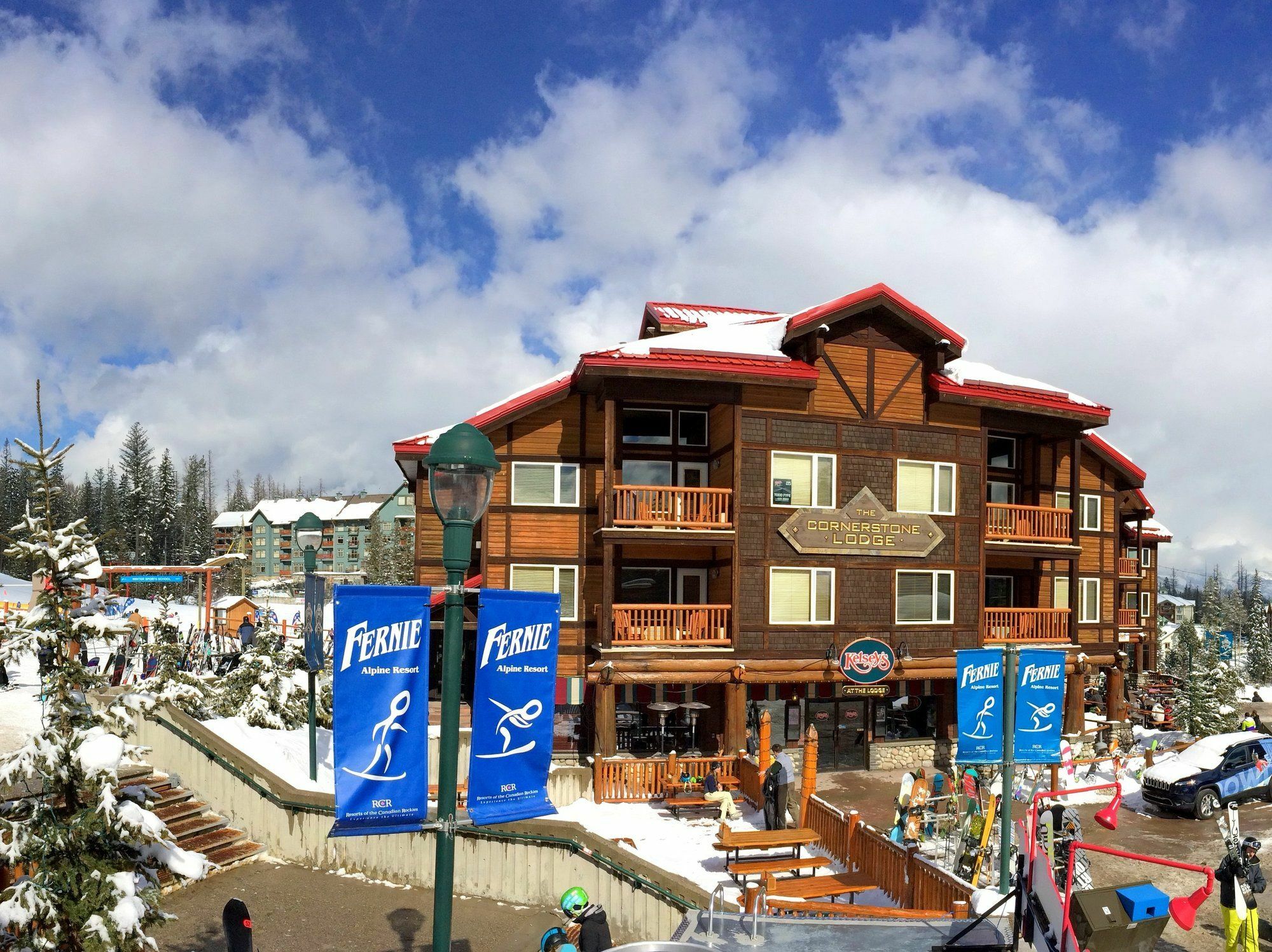 Cornerstone Lodge By Park Vacation Management Fernie Exterior foto